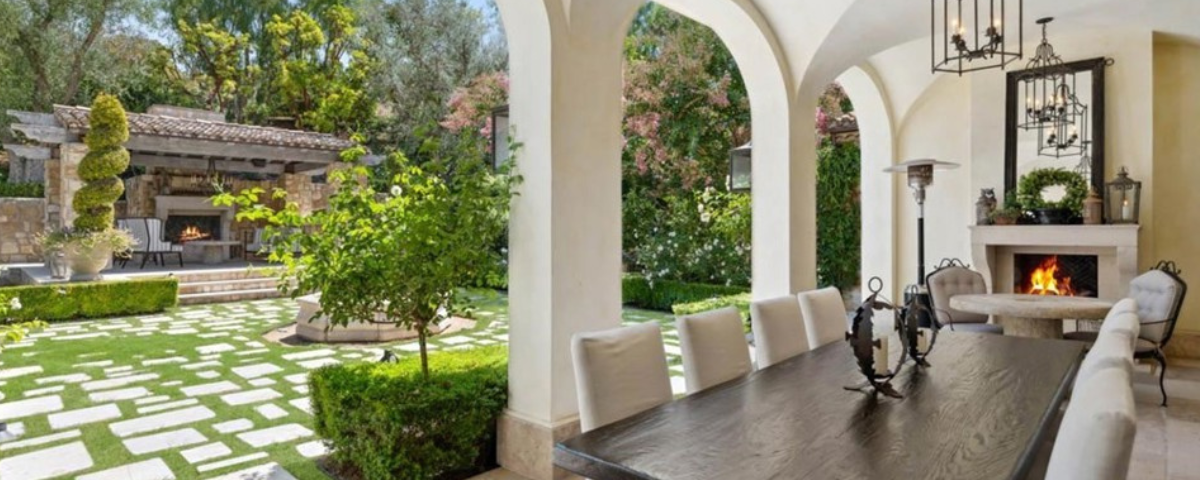 Host Like a Pro: 2025 Luxury Entertaining Trends