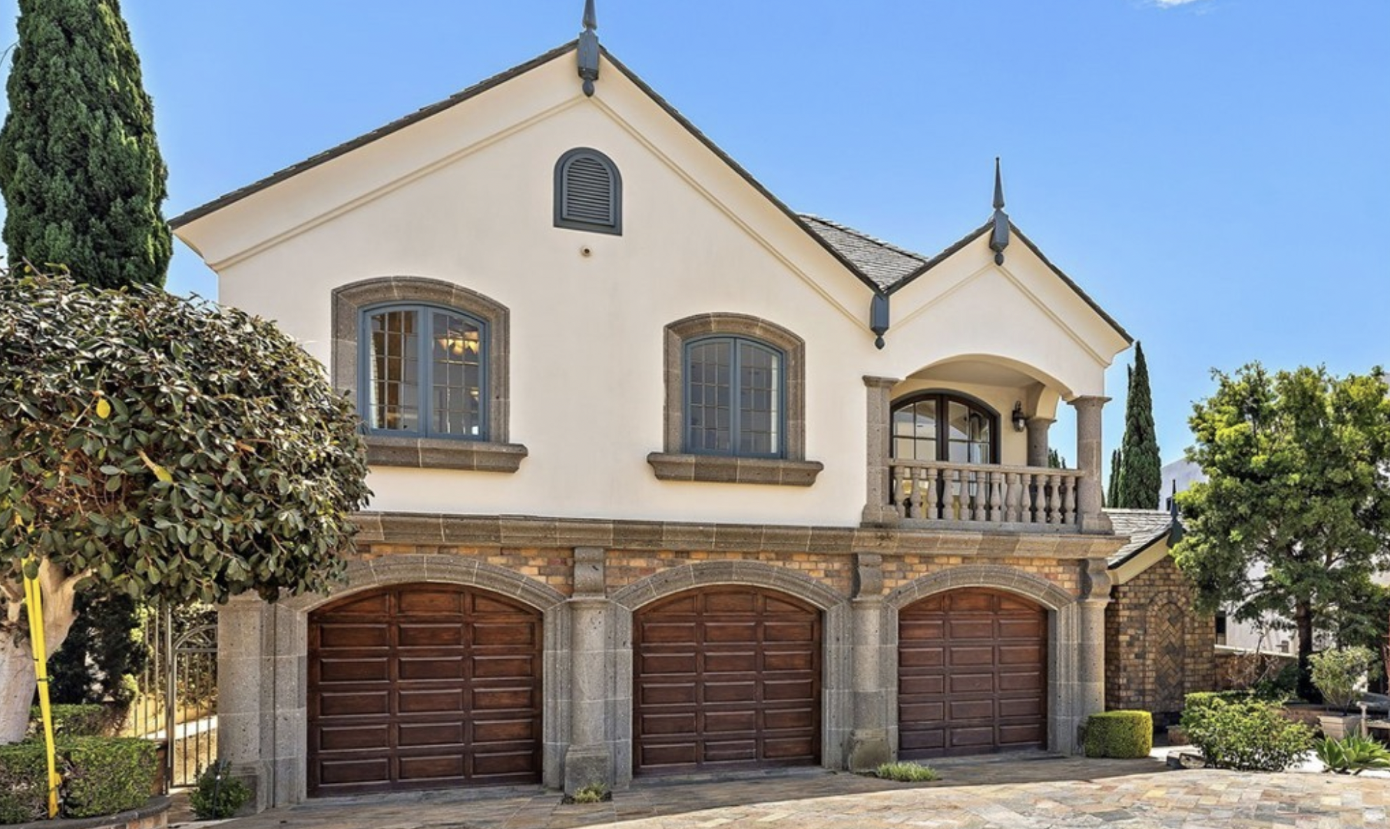 108 Kings Place luxury home in Newport Beach, California