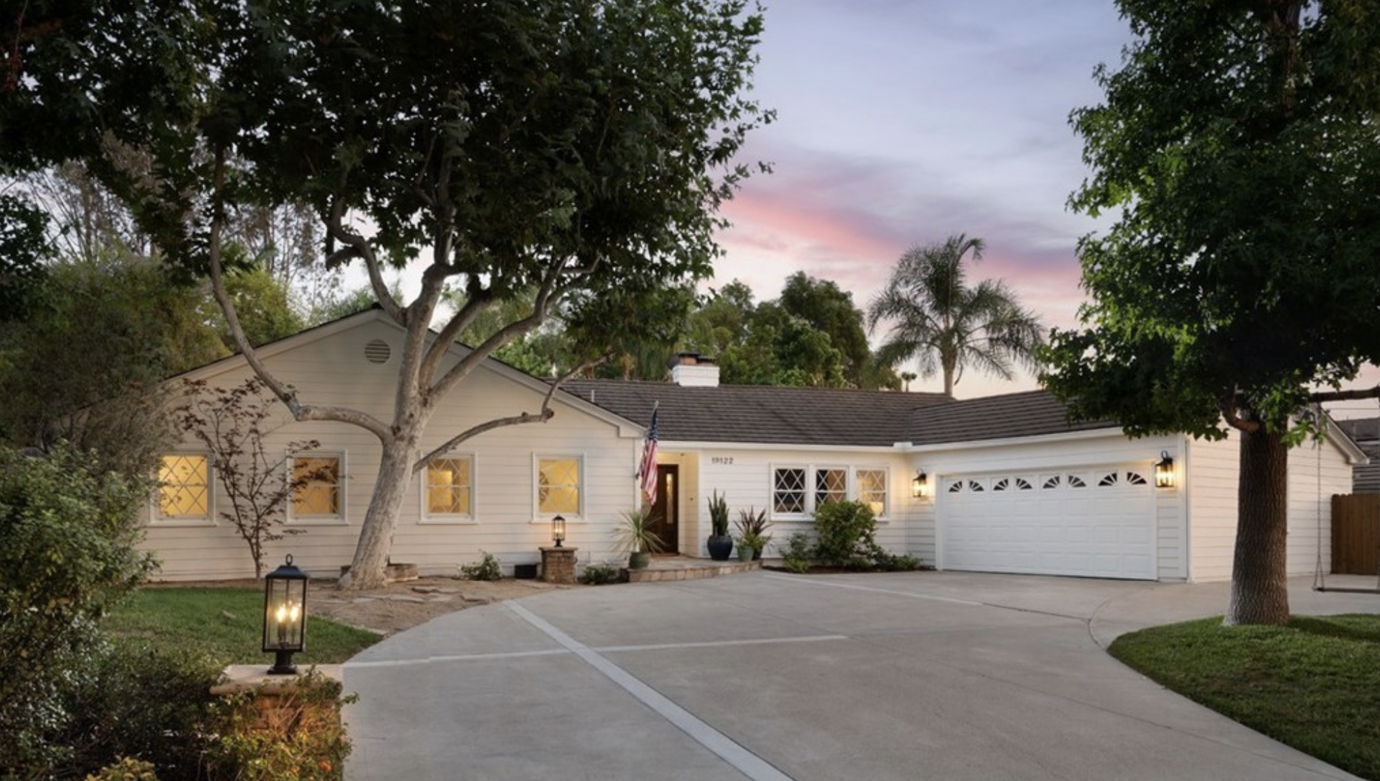 19122 Barrett Lane luxury home in North Tustin, California
